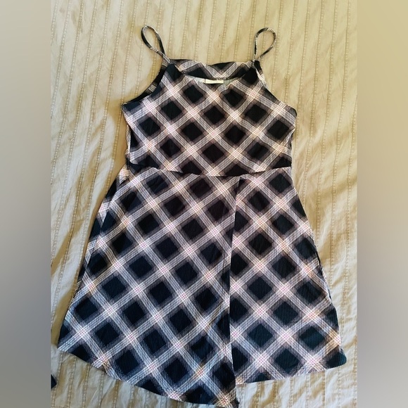 Girl's 2 Piece Outfits - Picture 9 of 11